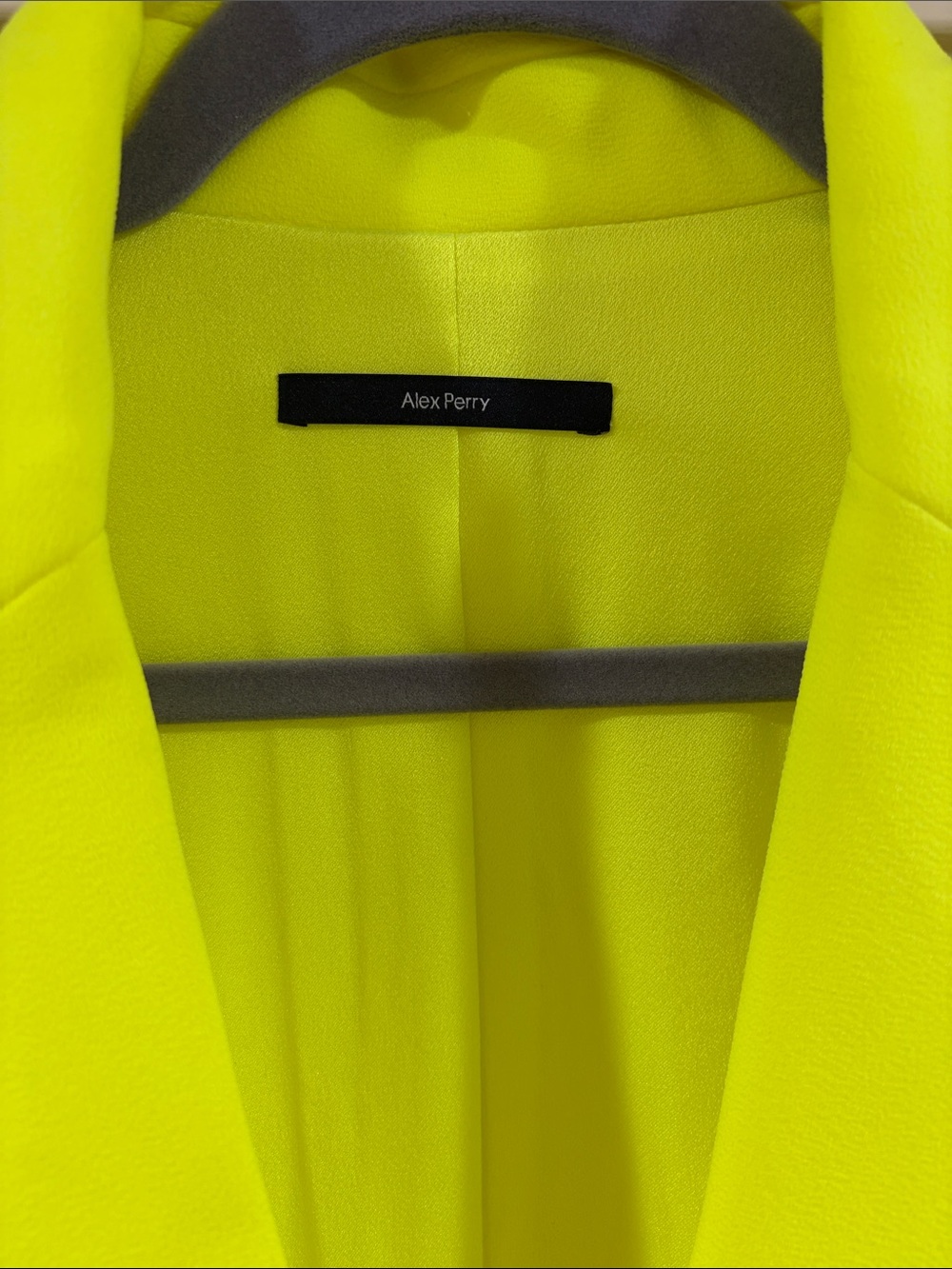 NWOT Alex Perry Neon Yellow Tailored Blazer, Size US 6 - Picture 2 of 10